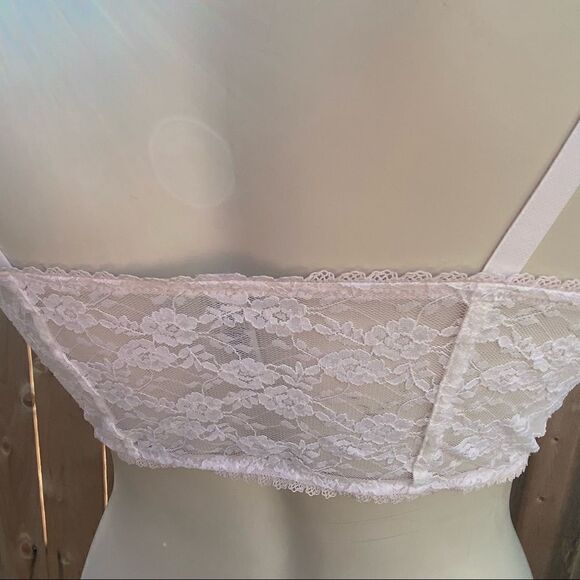 BCBGgeneration lace bralette size medium - Picture 10 of 11